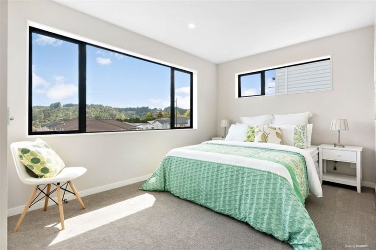 Photo of property in 4 Barrique Road, Kumeu, 0810