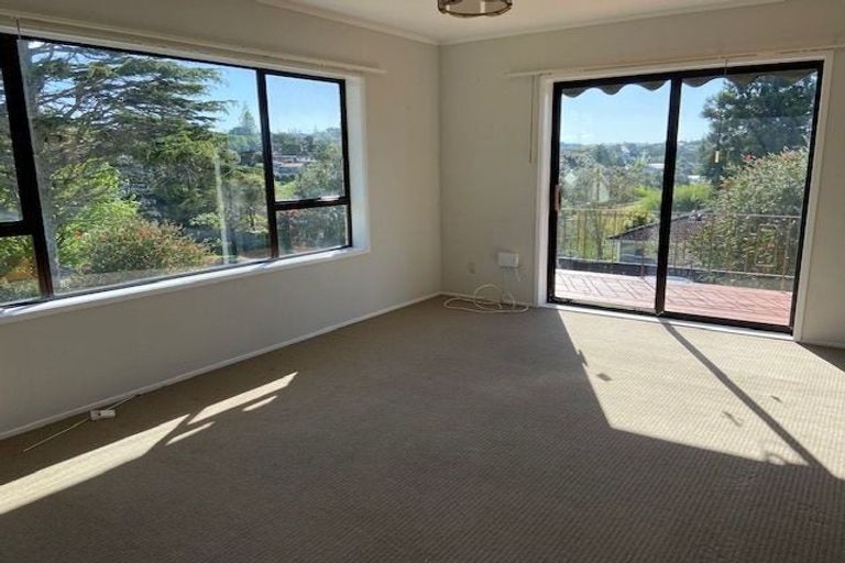 Photo of property in 1/32 Velma Road, Hillcrest, Auckland, 0627