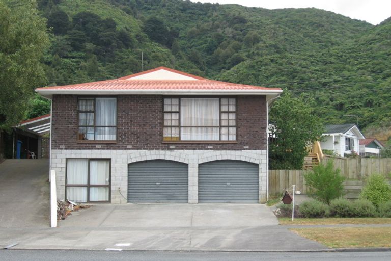 Photo of property in 150 California Drive, Totara Park, Upper Hutt, 5018