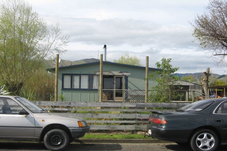 Photo of property in 40 Rata Street, Tokomaru, Palmerston North, 4474