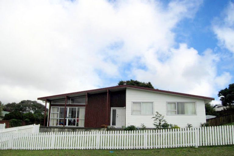 Photo of property in 66 Donovan Road, Paraparaumu Beach, Paraparaumu, 5032