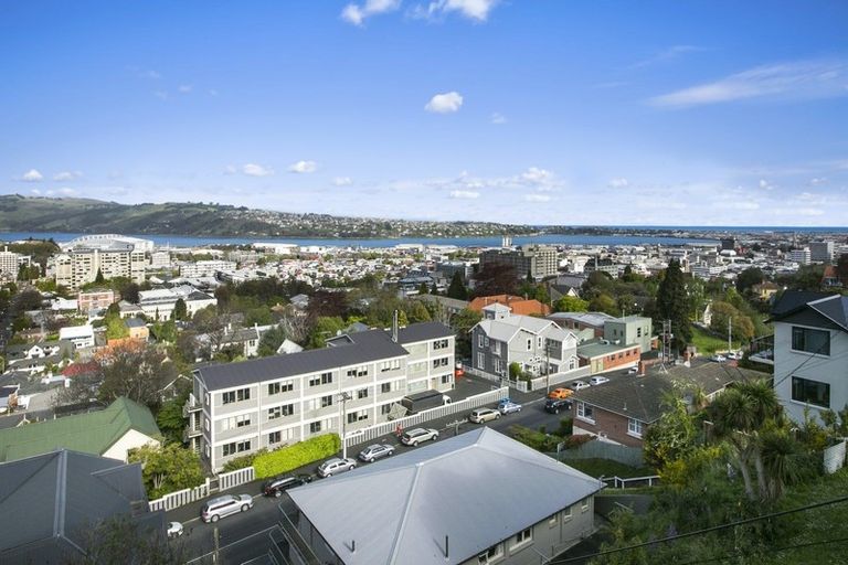 Photo of property in 74 Heriot Row, North Dunedin, Dunedin, 9016