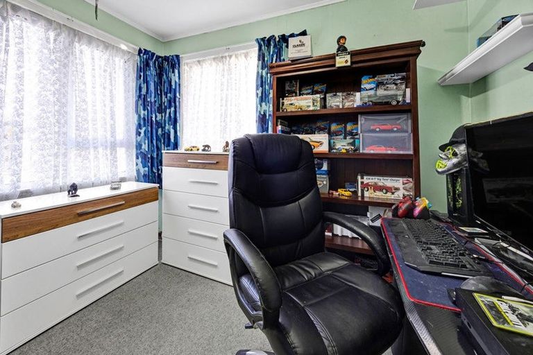 Photo of property in 10 Lear Street, Stratford, 4332