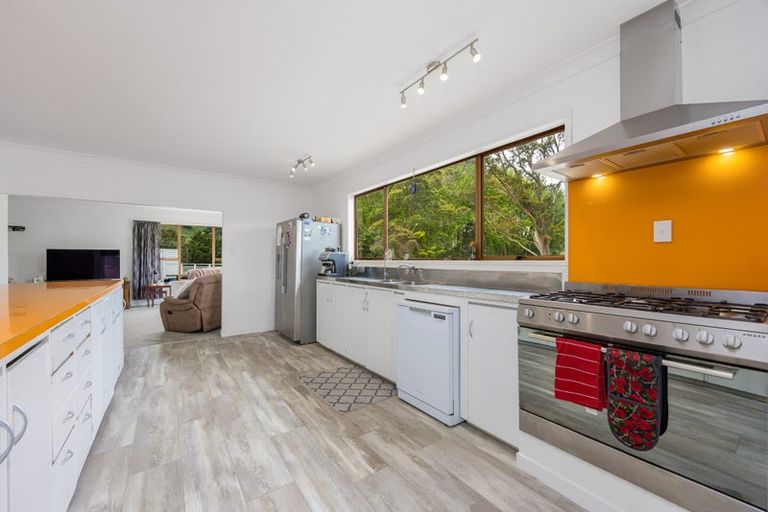 Photo of property in 3135 Kaipara Coast Highway, Glorit, Warkworth, 0984