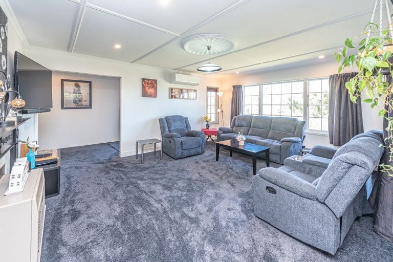 Photo of property in 2 Montgomery Road, Otamatea, Whanganui, 4501