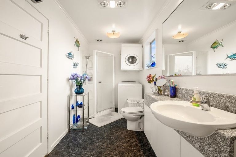 Photo of property in 28 Freyberg Avenue, Sawyers Bay, Port Chalmers, 9023