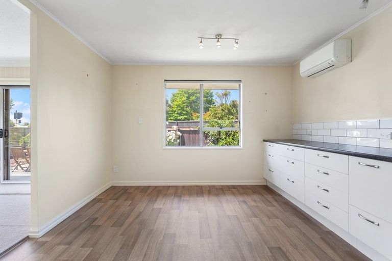 Photo of property in 1/120 Blighs Road, Strowan, Christchurch, 8052