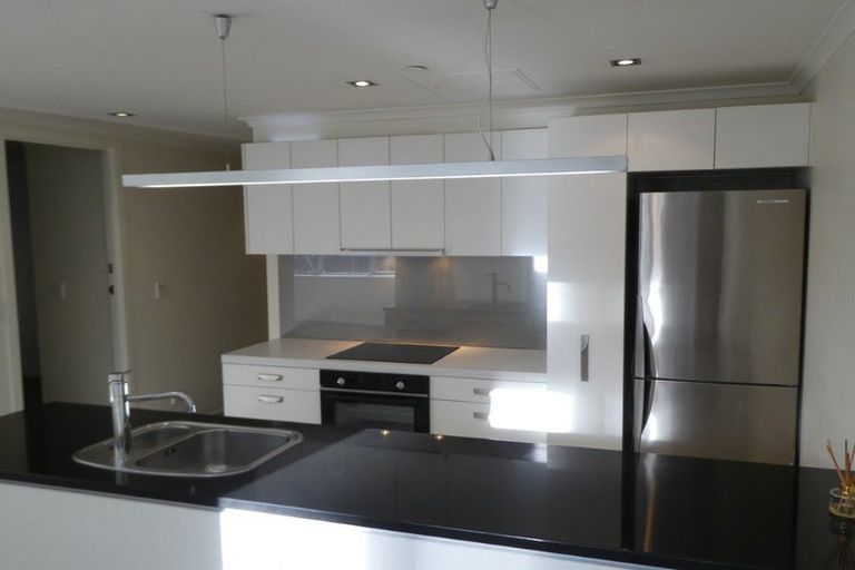 Photo of property in Bellagio Apartments, 1b/39 Taranaki Street, Te Aro, Wellington, 6011