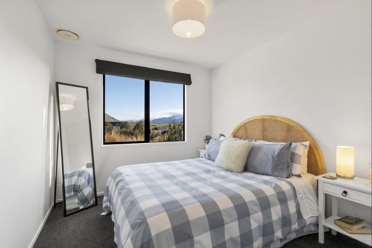 Photo of property in 17 Mcadam Drive, Jacks Point, Queenstown, 9371