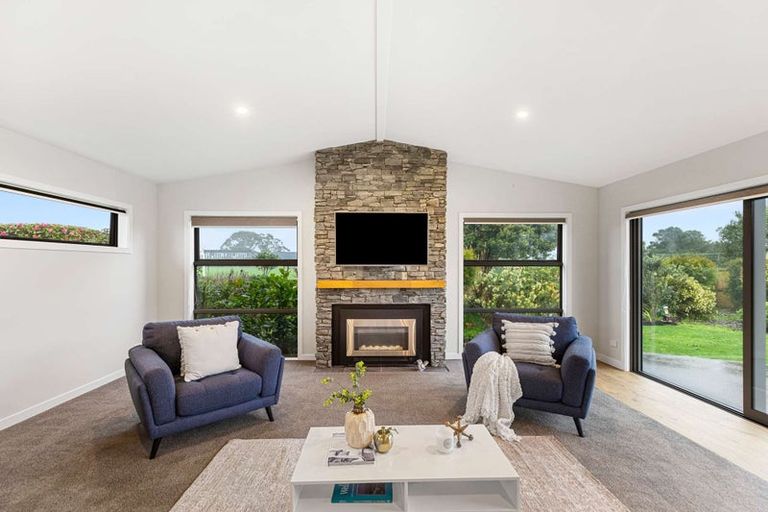 Photo of property in 16 Kilsby Place, Levin, 5510