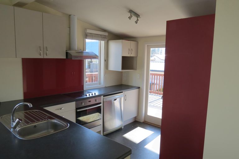 Photo of property in 11 Molyneux Avenue, Cromwell, 9310