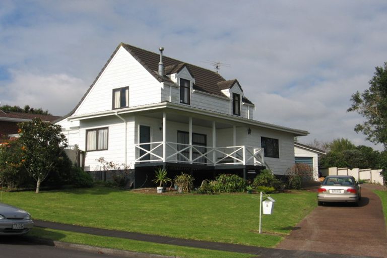 Photo of property in 3 Deodar Place, Totara Heights, Auckland, 2105