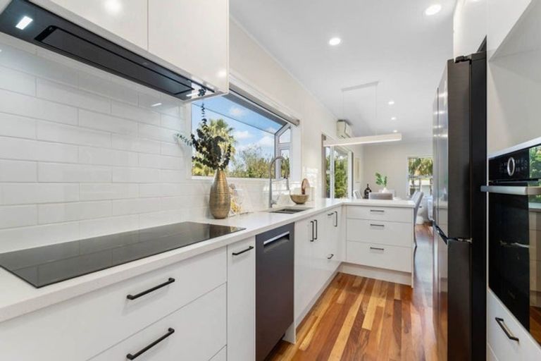 Photo of property in 7 Munstead Place, Hillcrest, Auckland, 0627