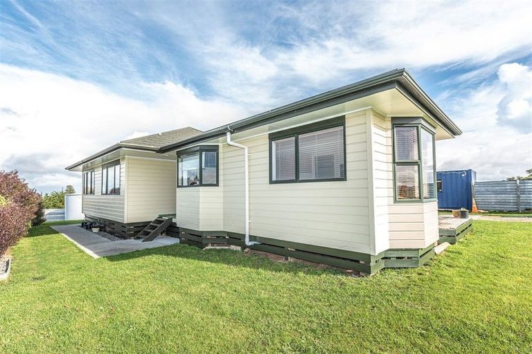 Photo of property in 15 Rangitatau Road West, Pakaraka, Wanganui, 4574