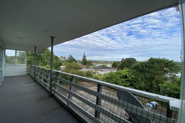 Photo of property in 41 Victoria Avenue, Waiuku, 2123
