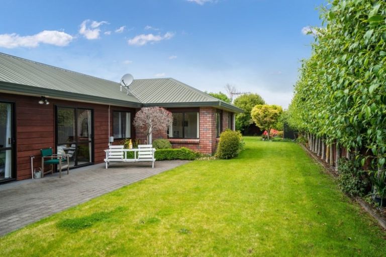 Photo of property in 87 Harvey Street, Waipahihi, Taupo, 3330