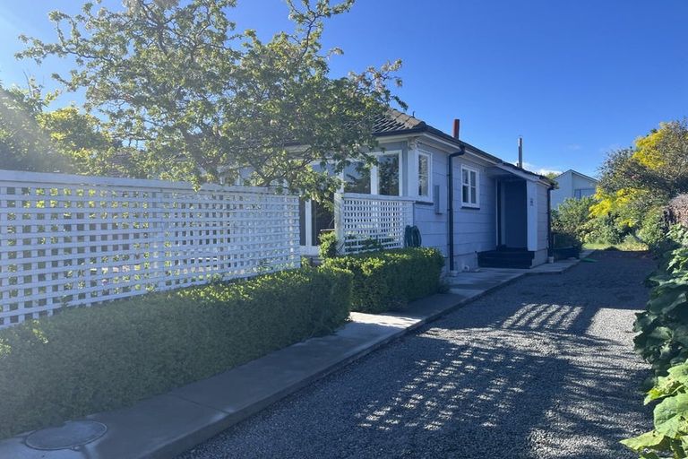 Photo of property in 6 Newall Avenue, Bryndwr, Christchurch, 8052
