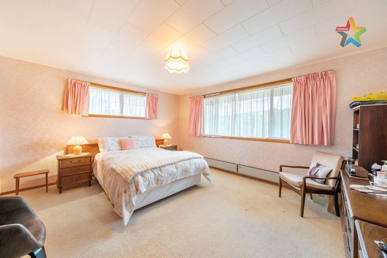 Photo of property in 156 Taita Drive, Avalon, Lower Hutt, 5011