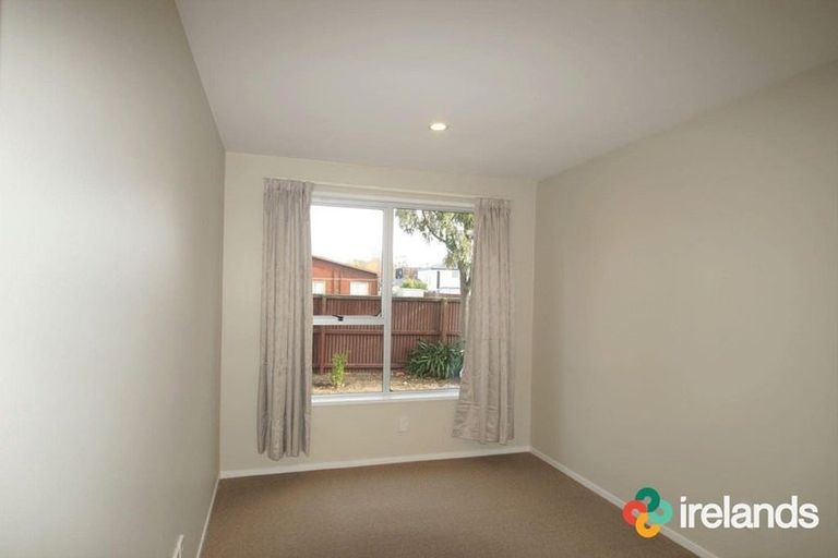 Photo of property in 6/12 Keoghs Lane, St Albans, Christchurch, 8014