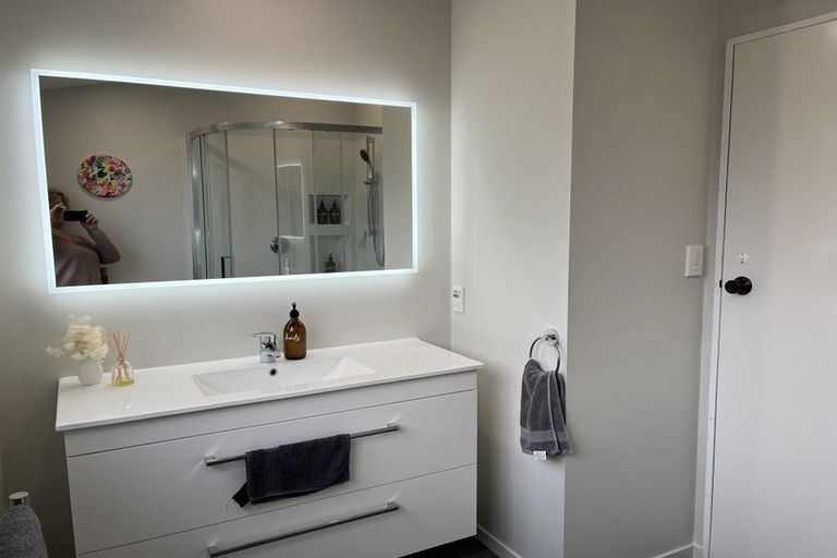 Photo of property in 32 Thomson Street, Lookout Point, Dunedin, 9011