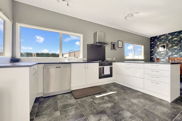 Photo of property in 16 Hogbin Road, Te Teko, Whakatane, 3193