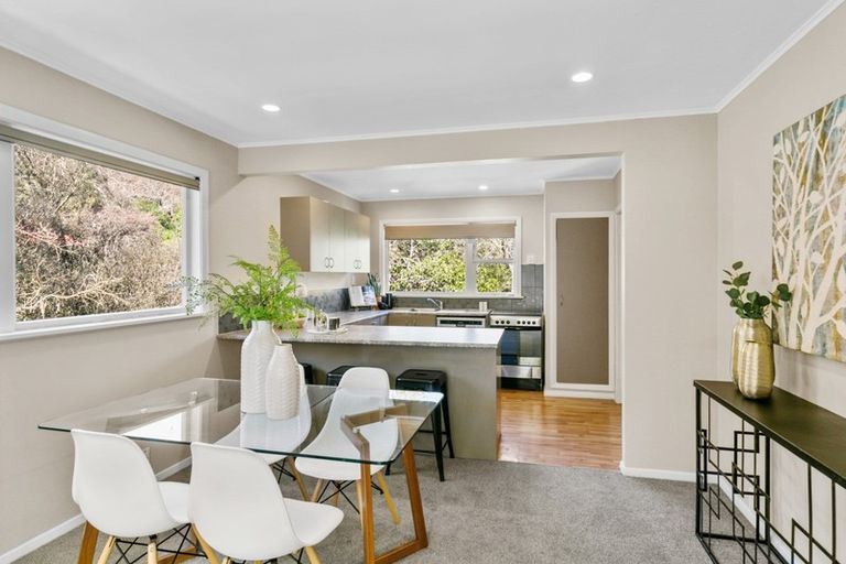 Photo of property in 55 Waikowhai Street, Ngaio, Wellington, 6035