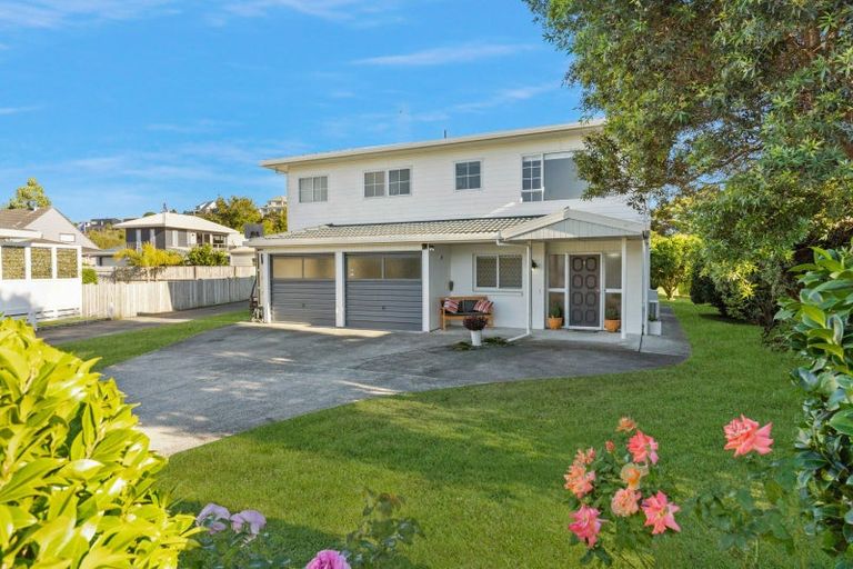 Photo of property in 138 Moana Anu Anu Avenue, Whangamata, 3620