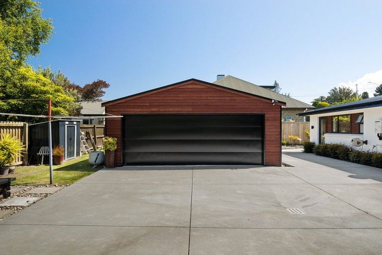 Photo of property in 41 Main Road, Fairfield, Dunedin, 9018