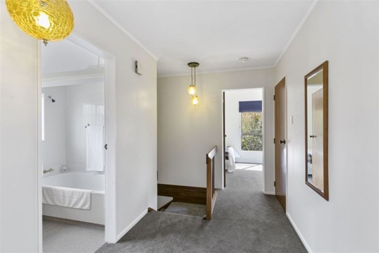 Photo of property in 70b Amapur Drive, Khandallah, Wellington, 6035