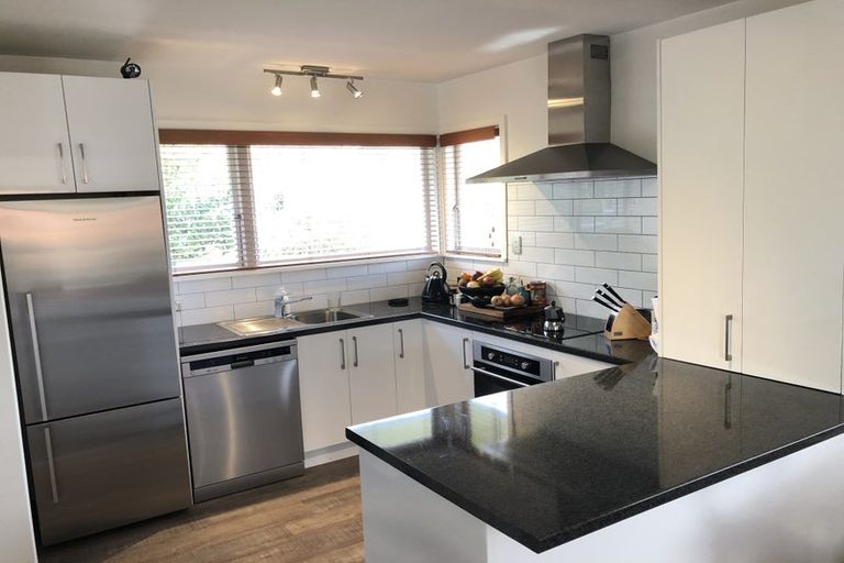 Photo of property in 26 Remuera Avenue, Cashmere, Christchurch, 8022