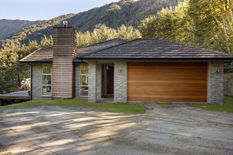 Photo of property in 7 Tall Tree Lane, Mount Creighton, Queenstown, 9371
