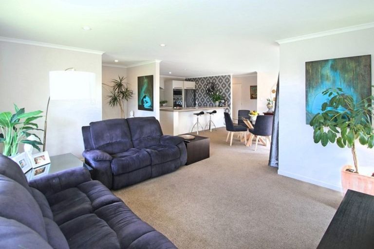 Photo of property in 4 Oakwood Way, Papamoa Beach, Papamoa, 3118