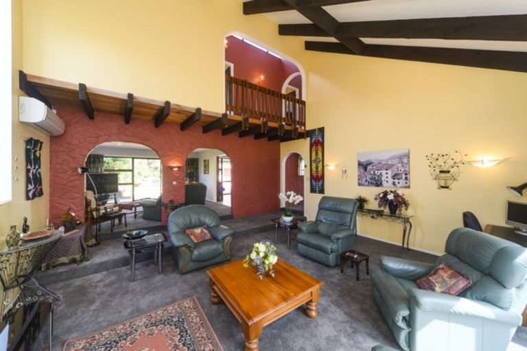 Photo of property in 16 Akaroa Avenue, Awapuni, Palmerston North, 4412