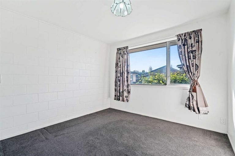Photo of property in 4/443a Main South Road, Hornby, Christchurch, 8042