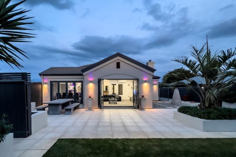 Photo of property in 66 Milns Road, Halswell, Christchurch, 8025