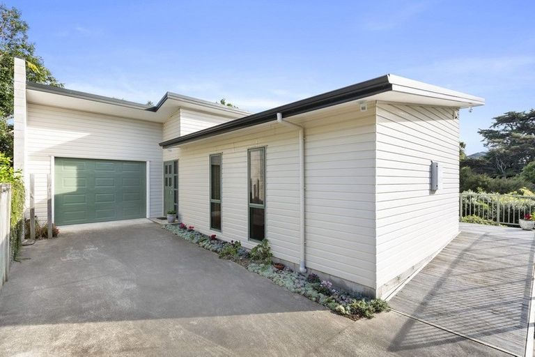 Photo of property in 18a Lily Street, Raglan, 3225