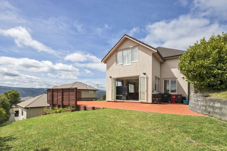 Photo of property in 3 Winifred Way, Belmont, Lower Hutt, 5010