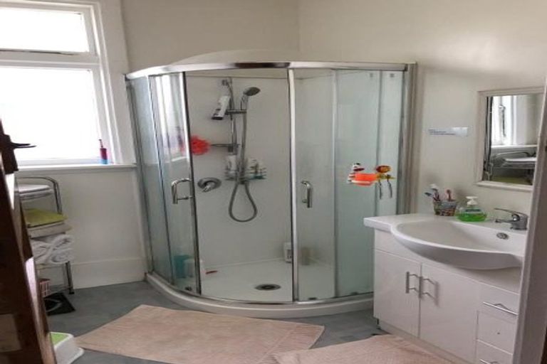 Photo of property in 82 Rattray Street, Riccarton, Christchurch, 8041