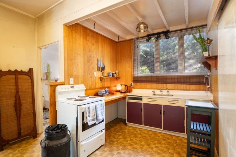 Photo of property in 24 Govett Avenue, Frankleigh Park, New Plymouth, 4310