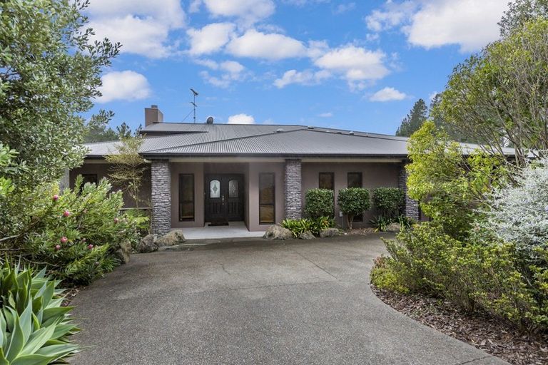Photo of property in 76 Scott Road, Stanmore Bay, Whangaparaoa, 0932