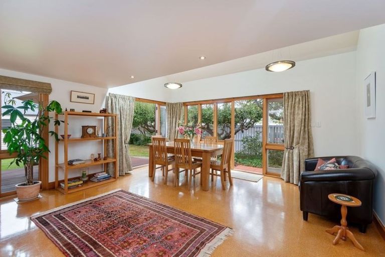 Photo of property in 33 Watford Street, Strowan, Christchurch, 8052