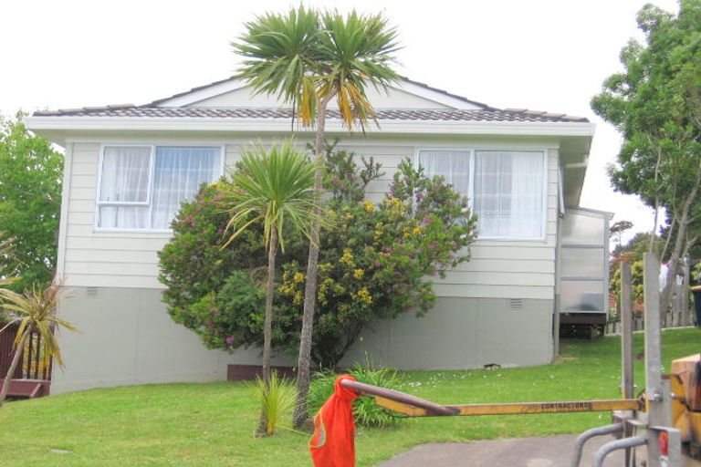 Photo of property in 24 Danube Lane, Glen Eden, Auckland, 0602