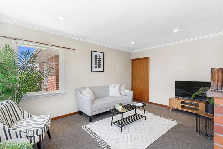 Photo of property in 2/102 Sturrocks Road, Casebrook, Christchurch, 8051