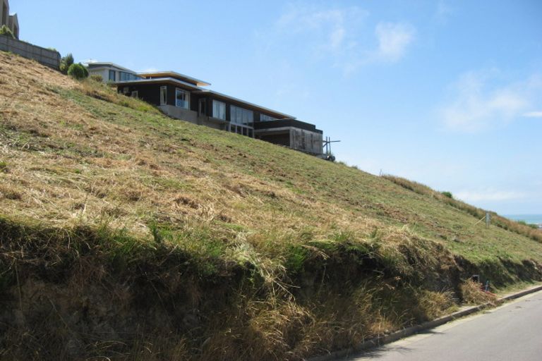 Photo of property in 32 Challenger Lane, Redcliffs, Christchurch, 8081