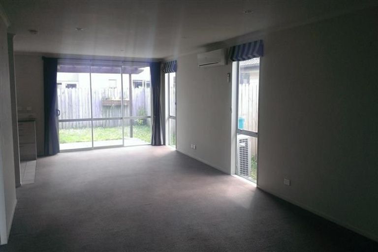 Photo of property in 26 Bruce Pulman Drive, Takanini, 2112