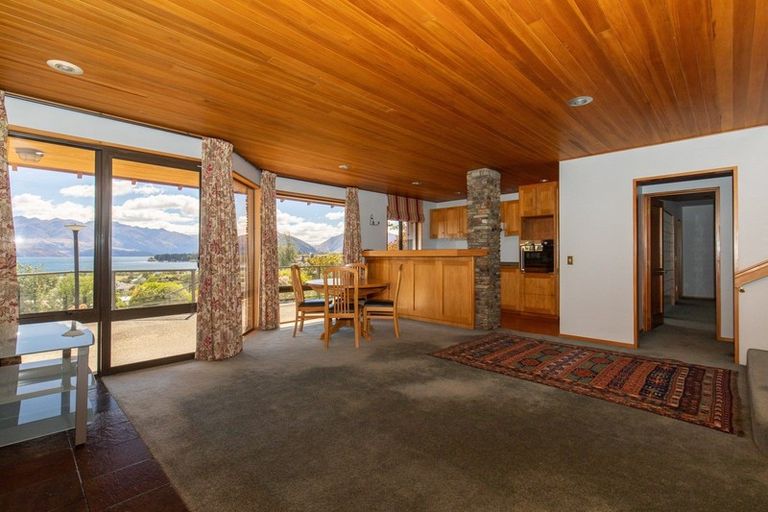 Photo of property in 9 Botting Place, Wanaka, 9305