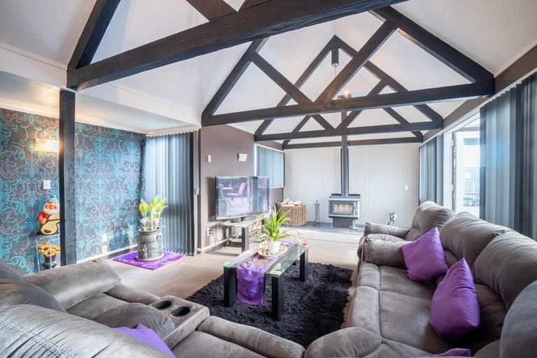 Photo of property in 111 Benmore Avenue, Cloverlea, Palmerston North, 4412