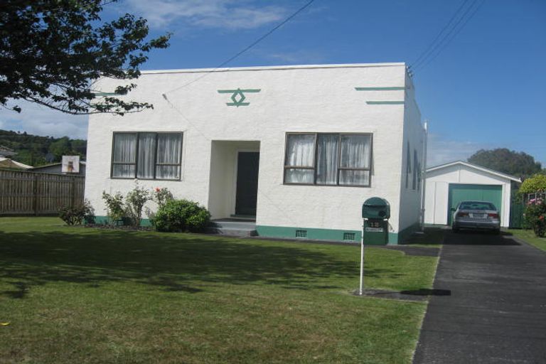Photo of property in 12 Roberts Avenue, Aramoho, Whanganui, 4500