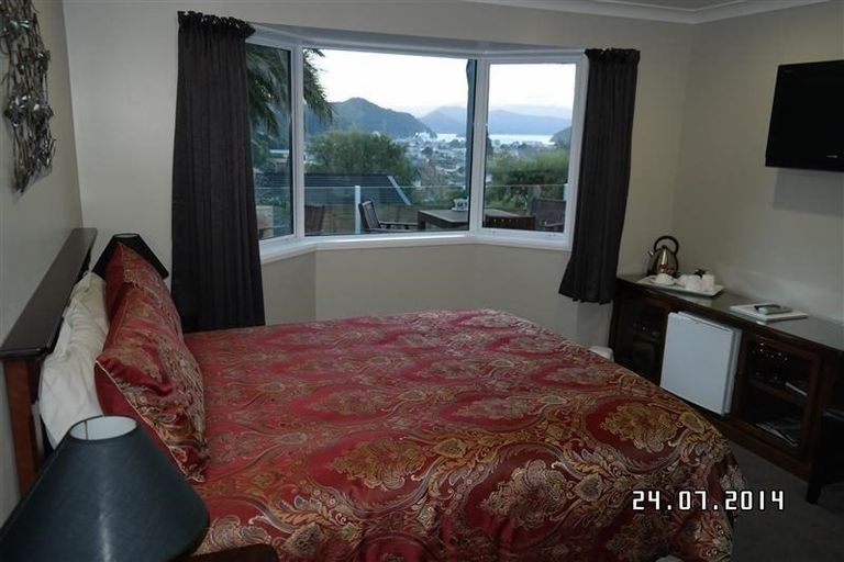 Photo of property in 58 Dorset Street, Picton, 7220