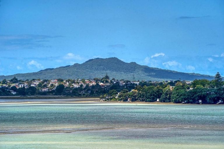 Photo of property in 87 Princes Street, Northcote Point, Auckland, 0627